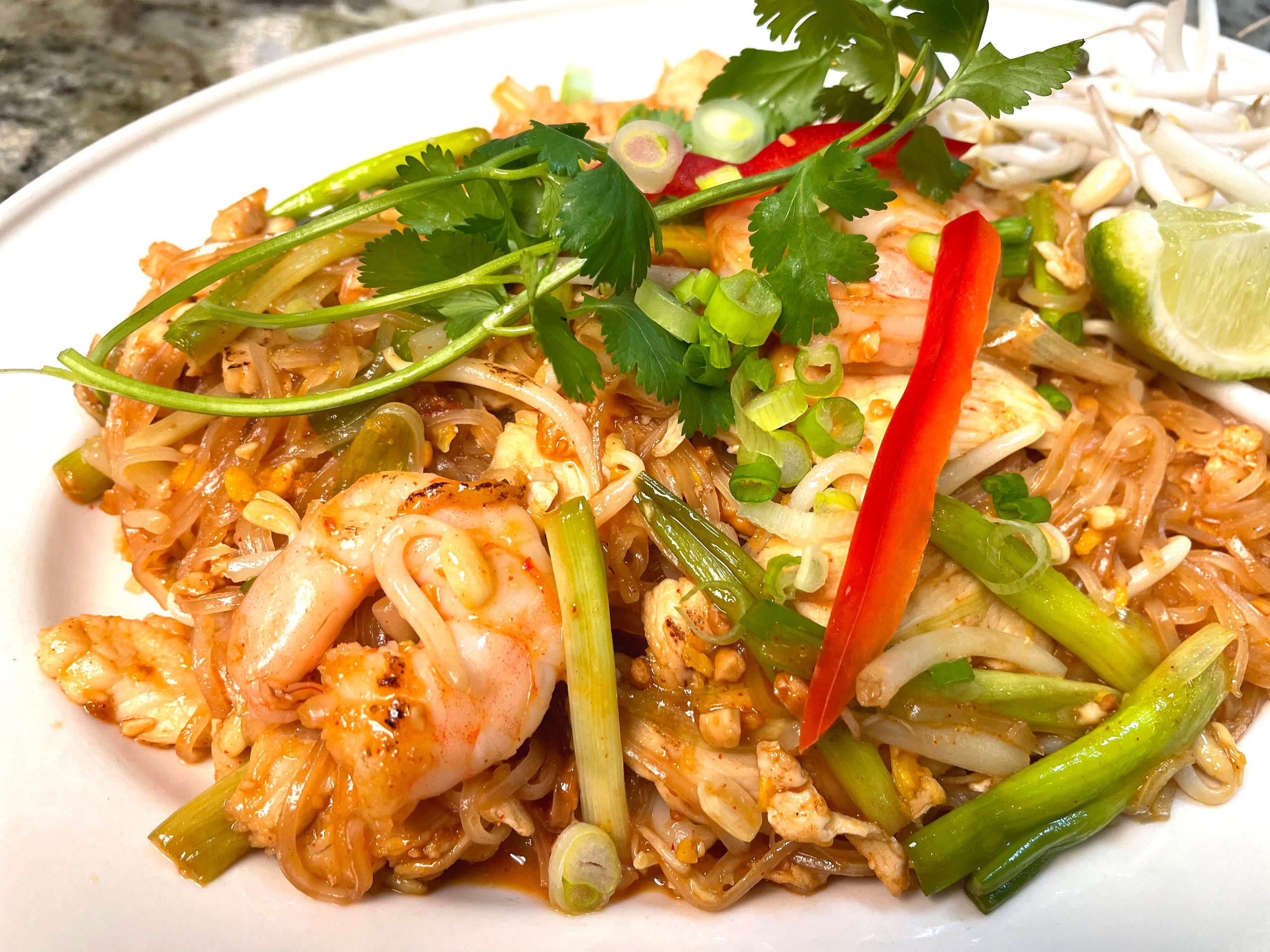 PAD THAI